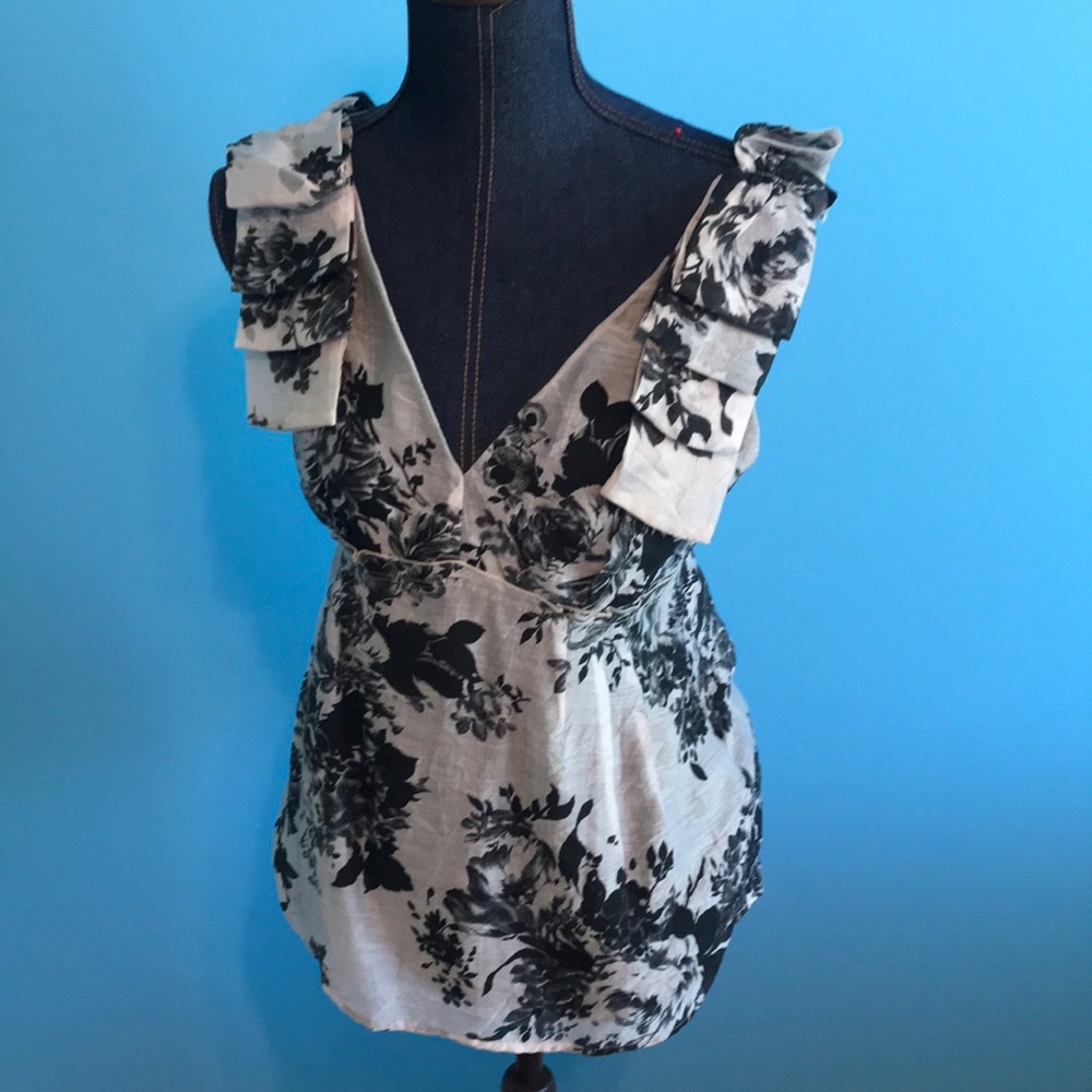 Anthropologie size small blouse